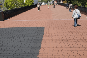イメージ：スタンプ舗装施工途中
